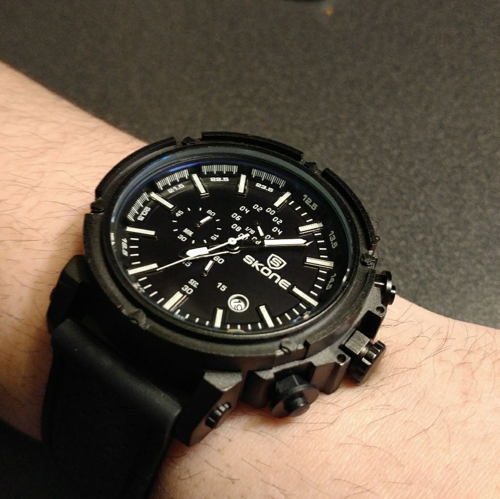 Large Rugged Metal Men's Watch